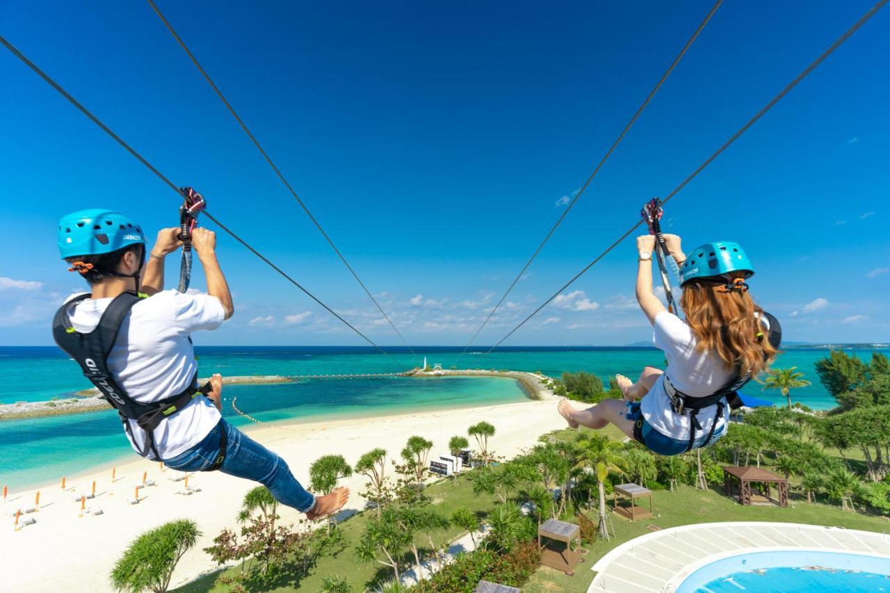 Sheraton Okinawa Sunmarina Resort Онна Екстер'єр фото
