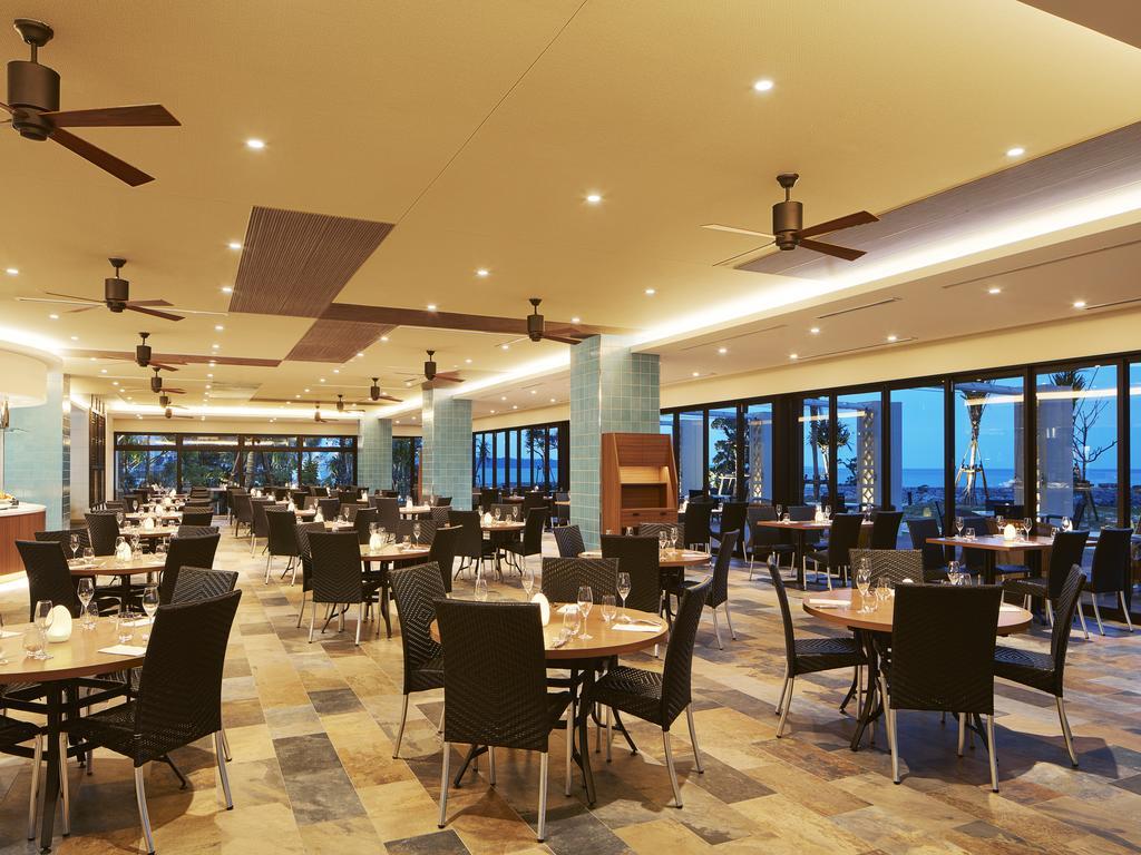 Sheraton Okinawa Sunmarina Resort Онна Екстер'єр фото