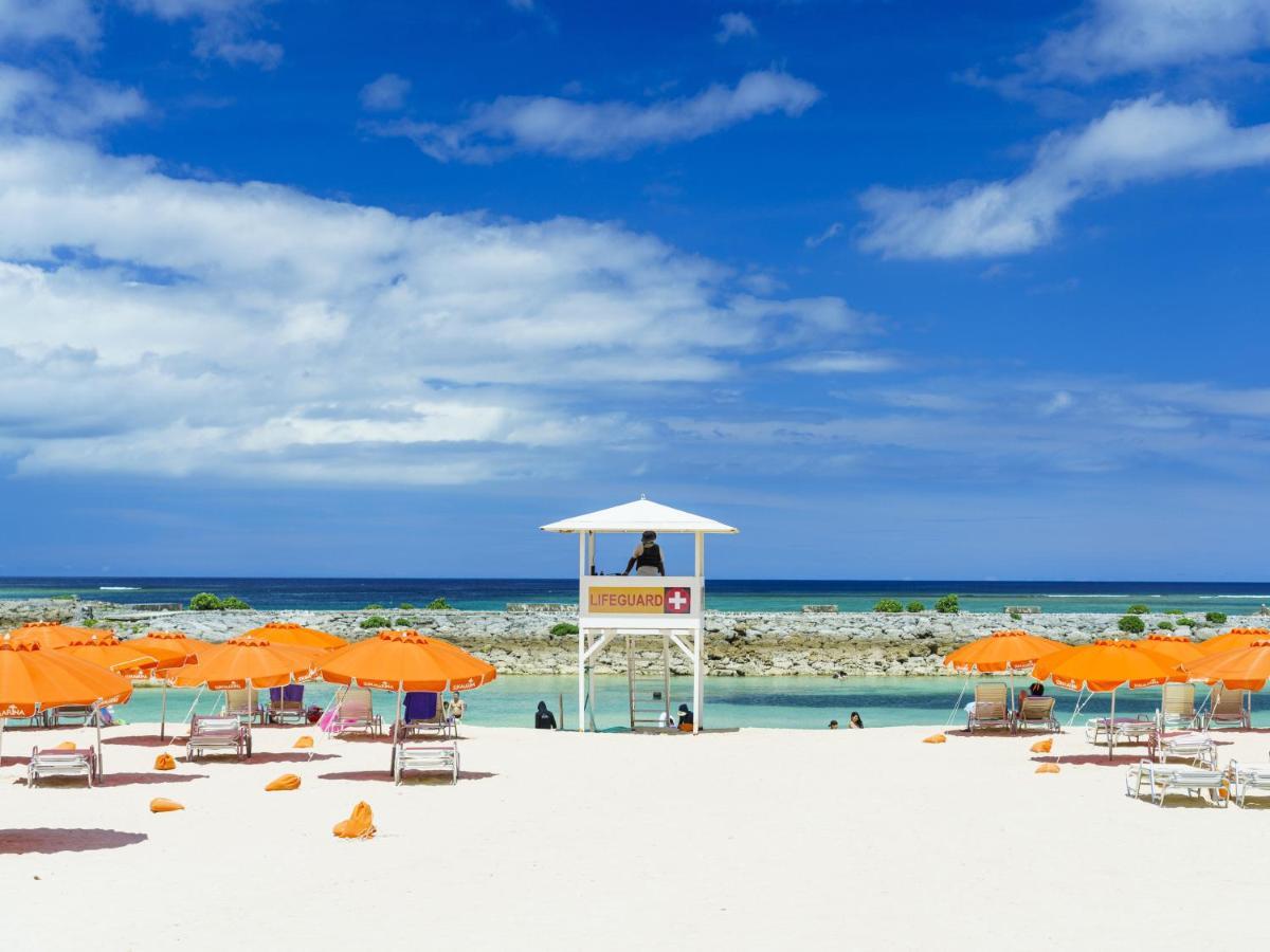 Sheraton Okinawa Sunmarina Resort Онна Екстер'єр фото