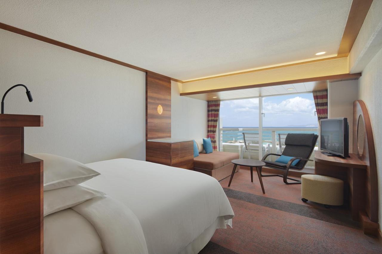 Sheraton Okinawa Sunmarina Resort Онна Екстер'єр фото